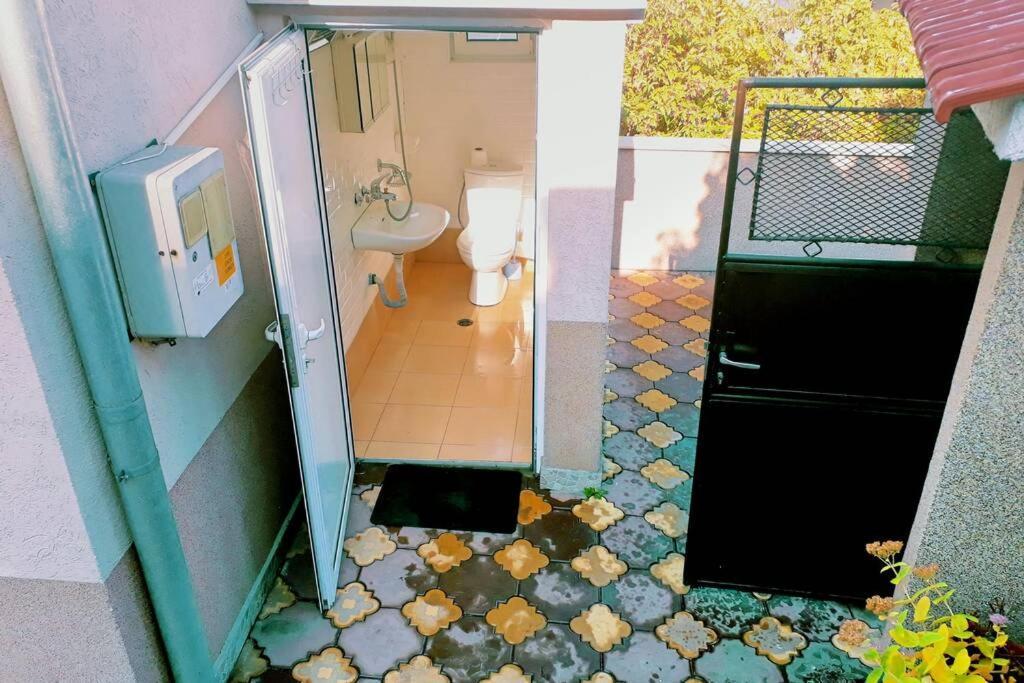 Апартаменты Нouse with cute little yard Пловдив Экстерьер фото