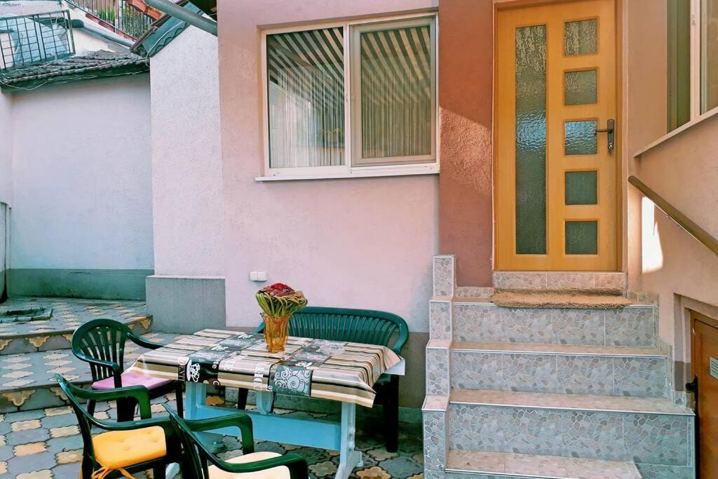 Апартаменты Нouse with cute little yard Пловдив Экстерьер фото
